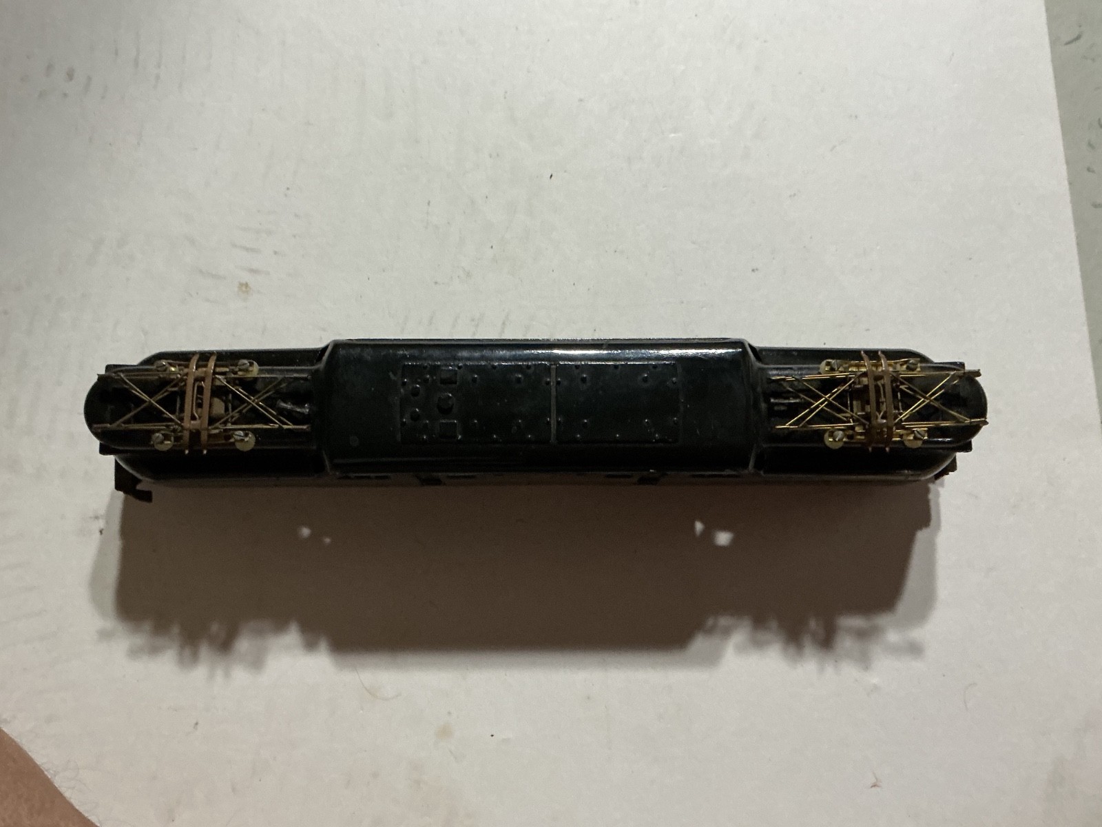 Penn Line : HO 1:87, Brunswick Green GG1. late 1950’s. runs good