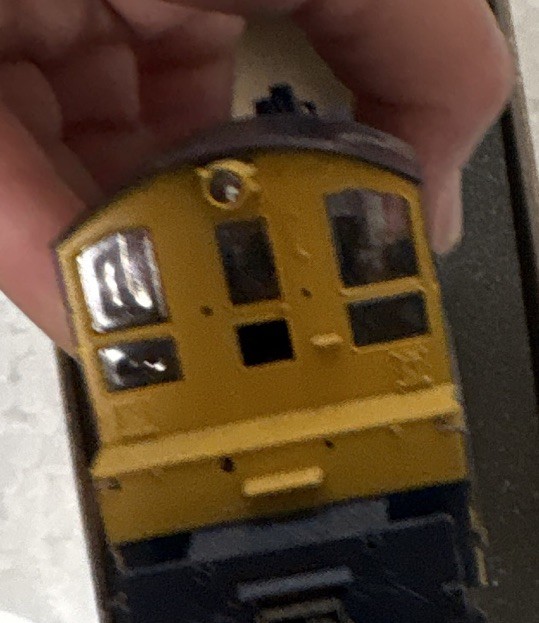 Athearn HO 1:87 Santa Fe Diesel Locomotive Bo-Bo DC Analog 2418 Blue/Yellow