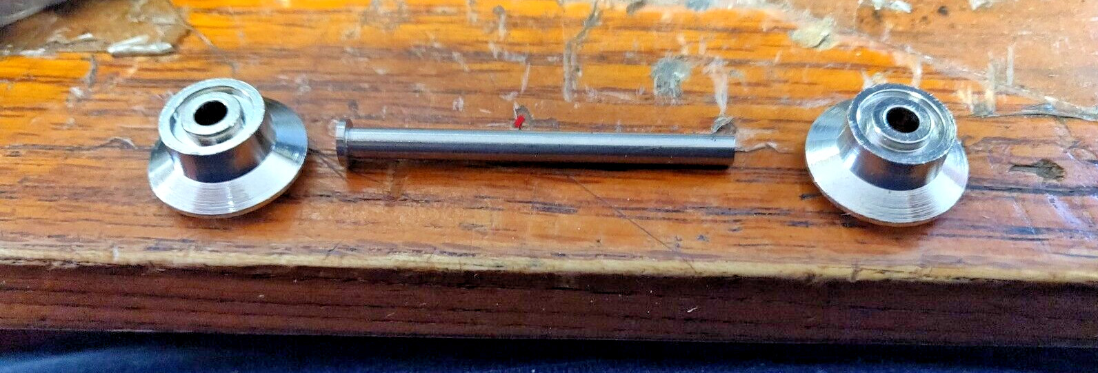 AMERICAN FLYER PREWAR O GAUGE nickel ~3/ 4″ O.D. FLOATING TYPE WHEEL W/NEW AXLE