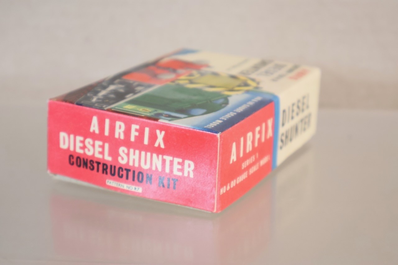 AIRFIX R7 TRADE PACK of OO GAUGE BR 0-6-0 DREWRY DIESEL SHUNTER LOCOMOTIVE op