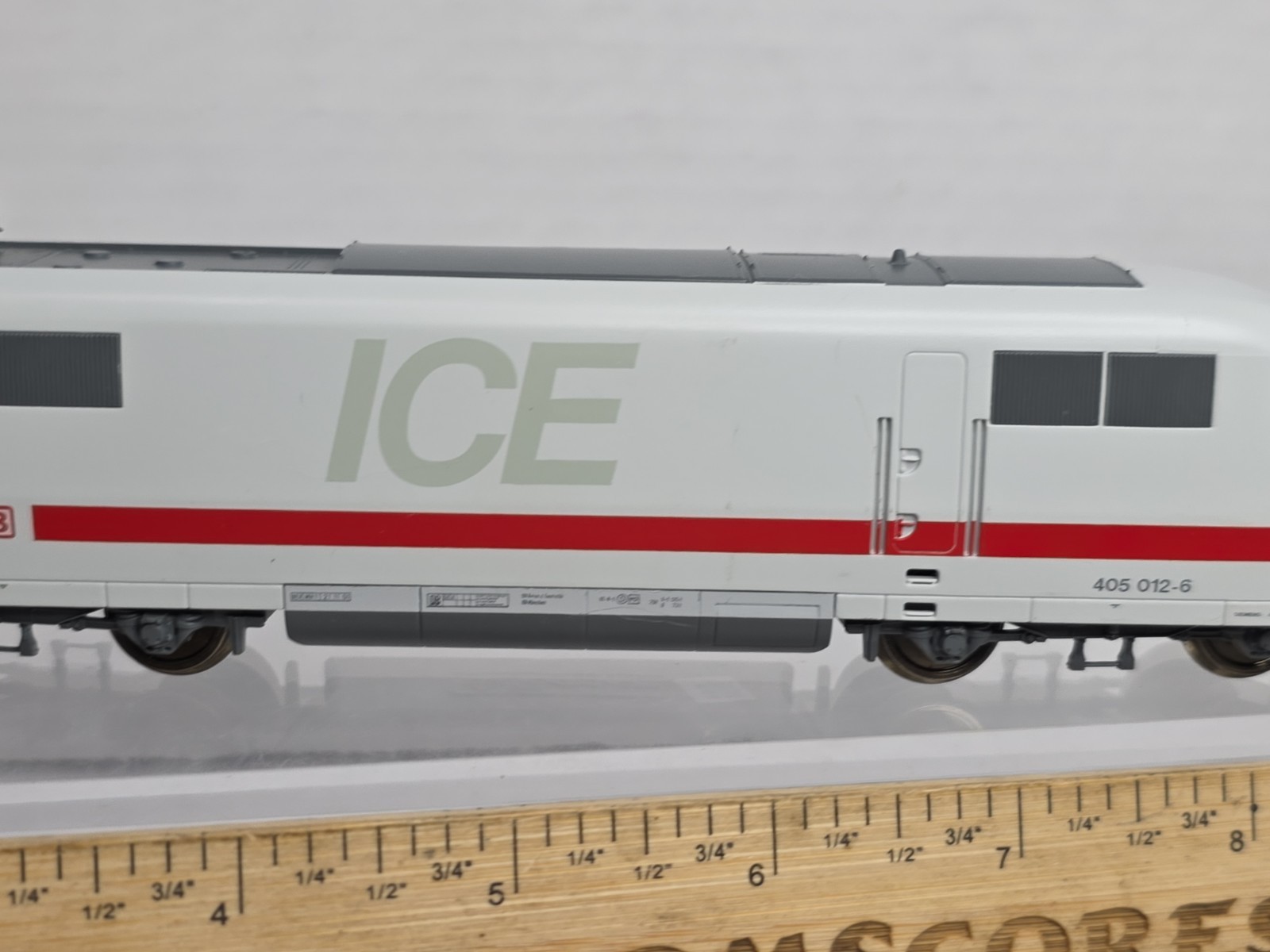Roco HO Scale 405012-6 Lighted Dummy DB ICE High Speed Bullet Train (B)