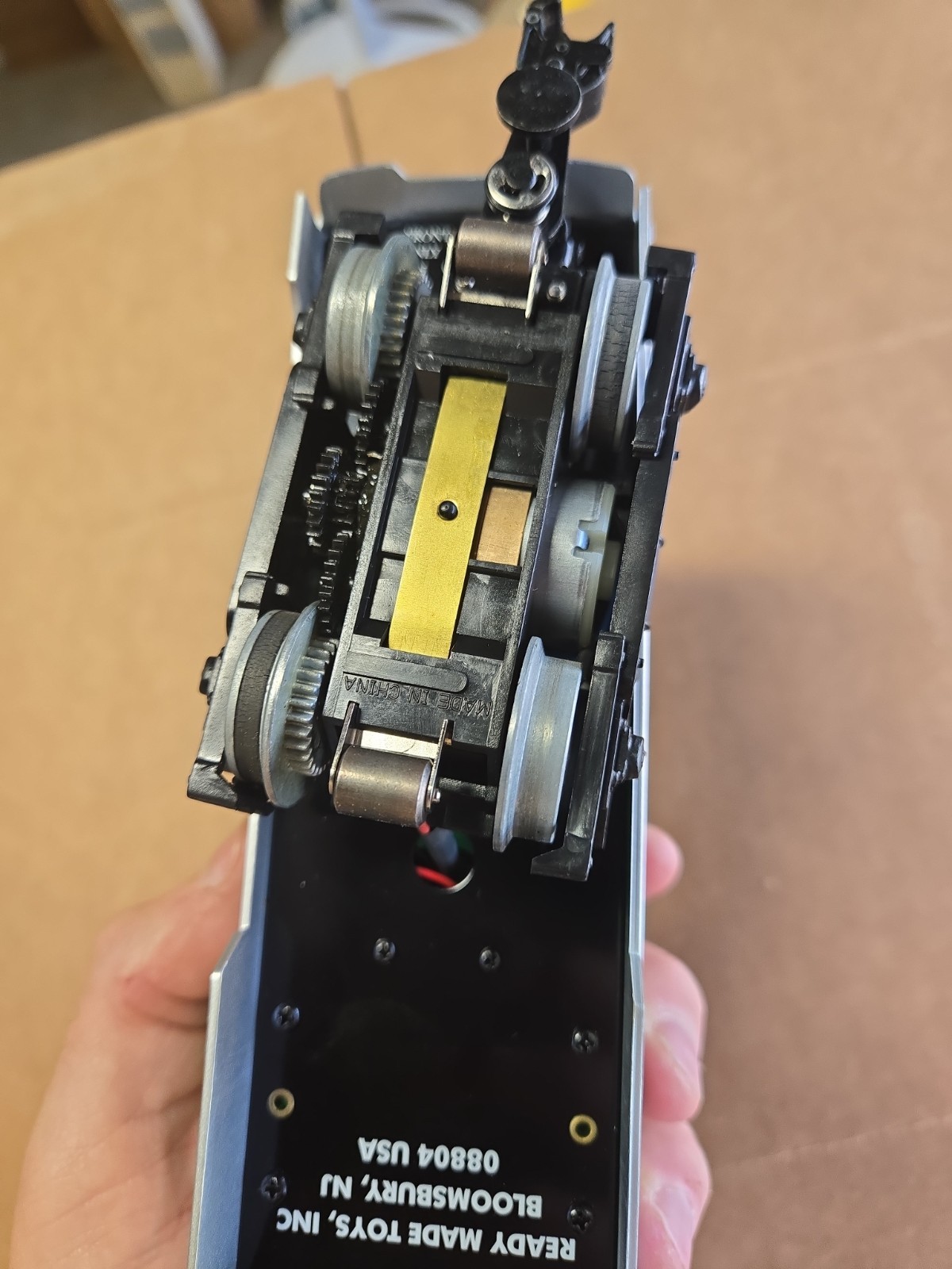 RMT AMTRAK POWERED RDC RAIL DIESEL ENGINE PASSENGER CAR – O GAUGE LIONEL TRAIN