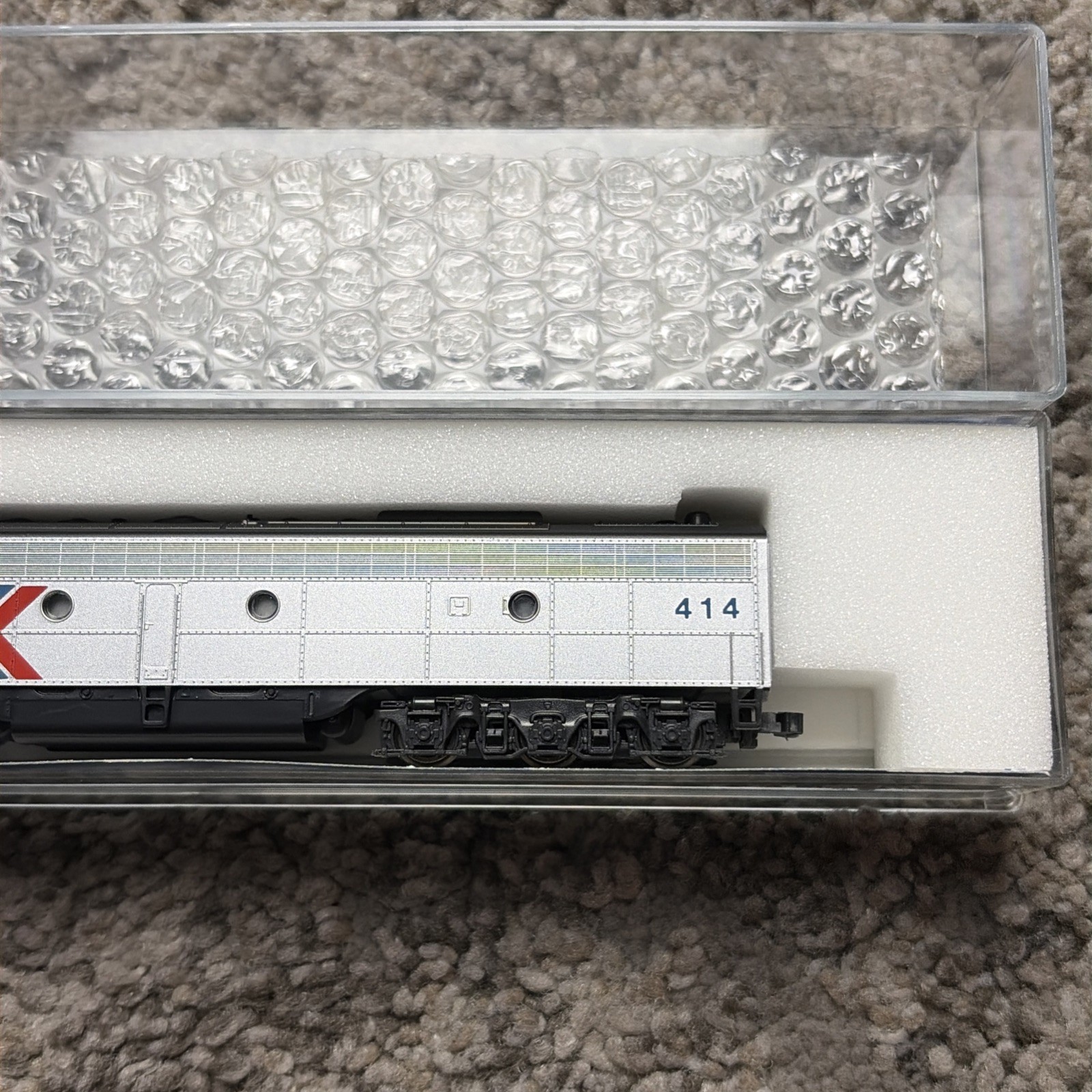 KATO N-Scale #176-251 EMD E8/9・A Unit Amtrak #414 Made in Japan