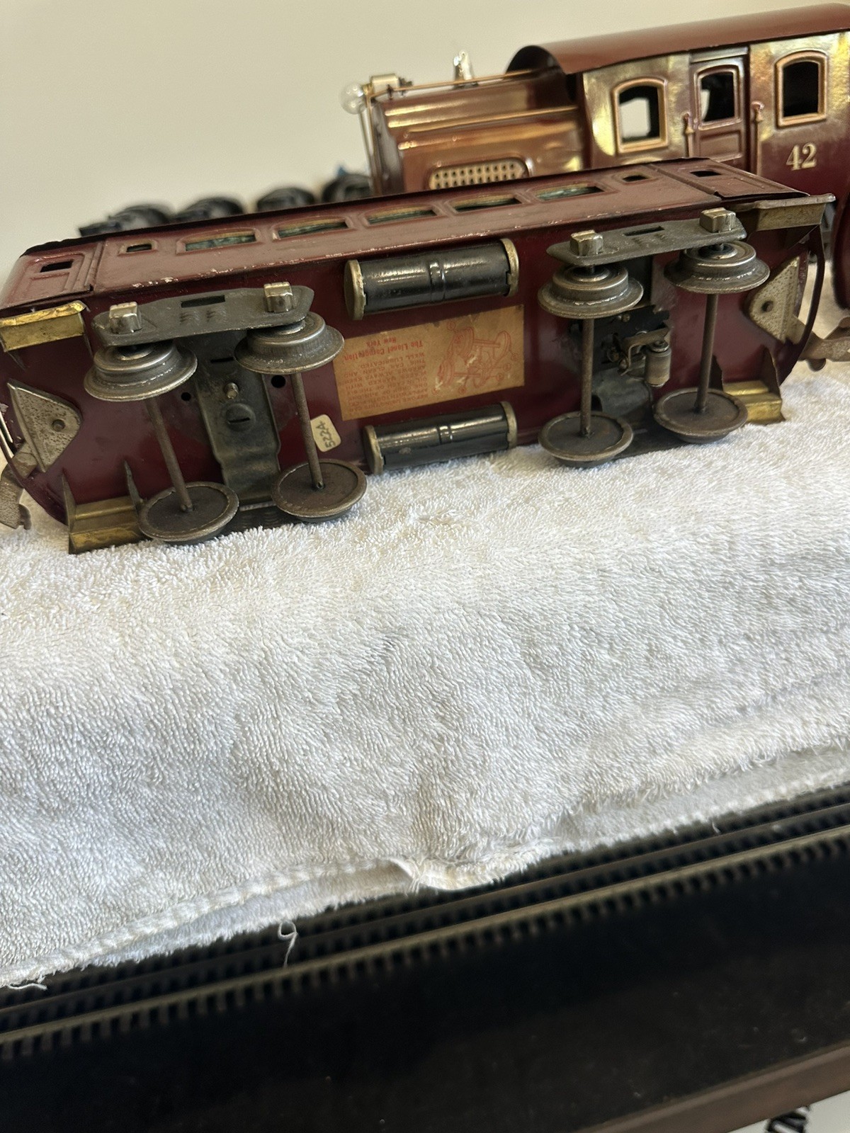Prewar Lionel Standard Gauge No. 42 Electric Locomotive No. 35 & 36 Cars Runs