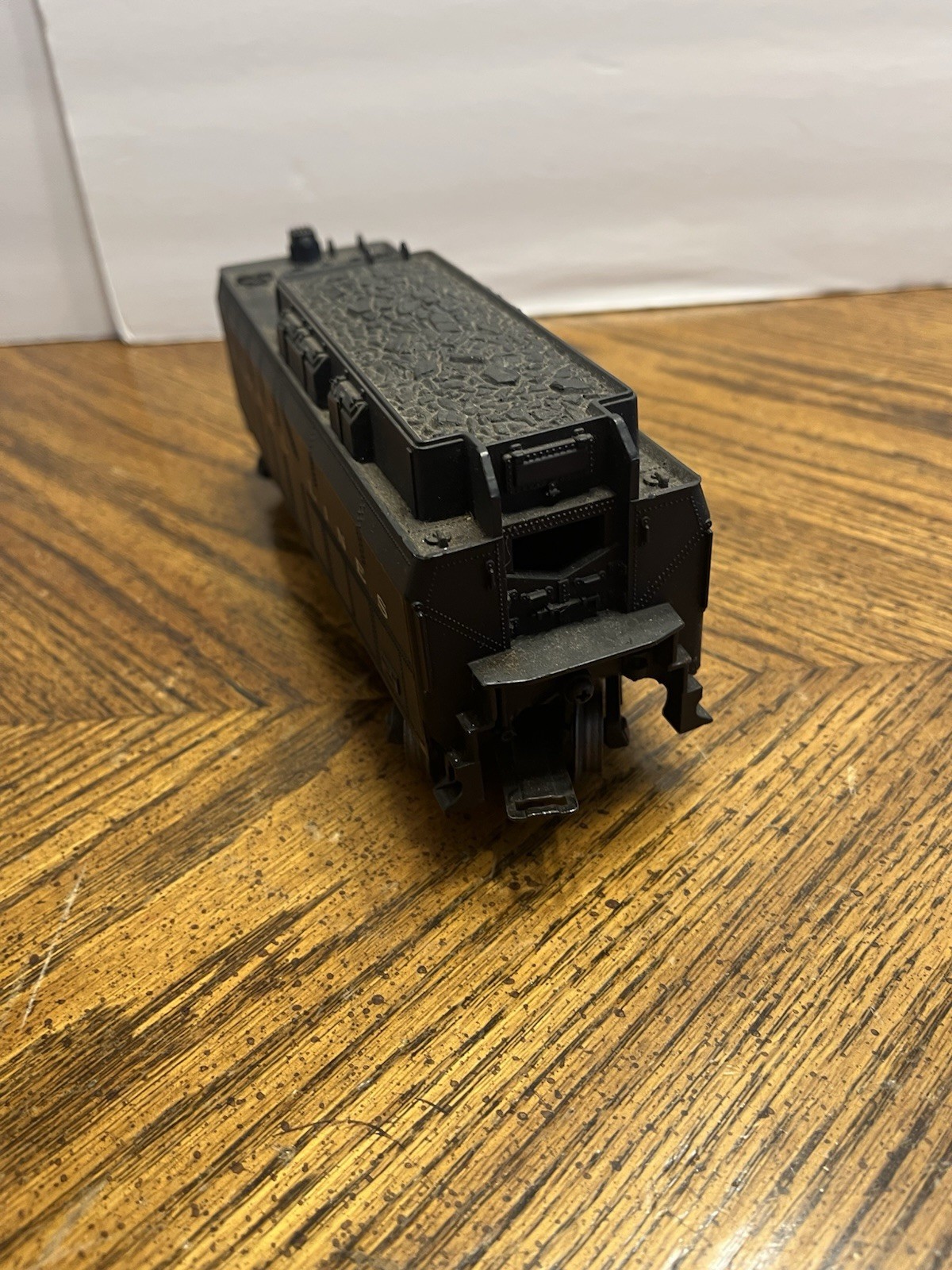 Vintage Lionel Postwar 2046 Locomotive W/ 6026W Tender