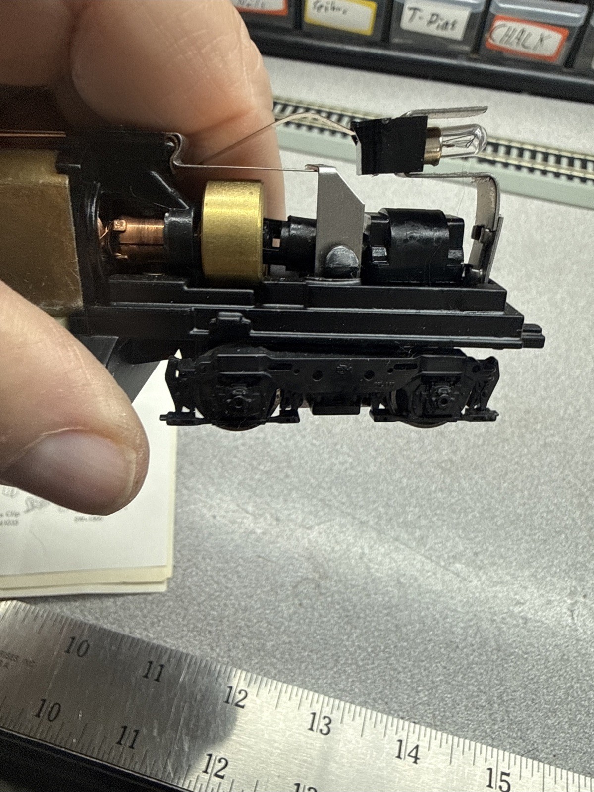 HO Athearn SW 1500 Powered Chassis Pre-owned So Nice I Almost Kept It