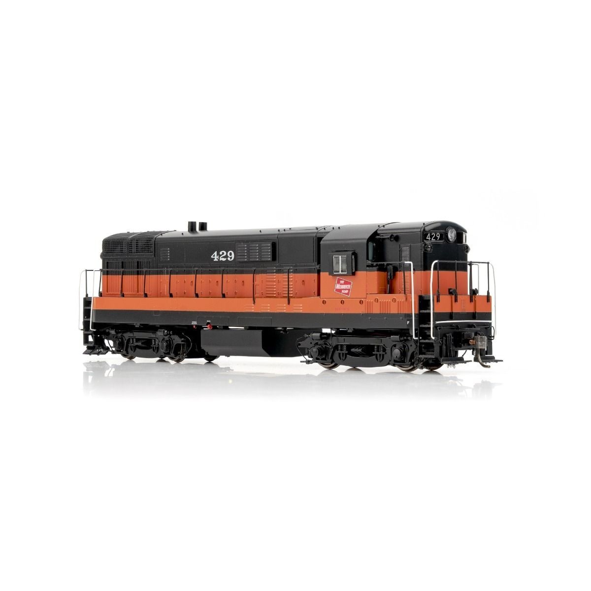 Rapido HO Scale FM H16-44 Phase III Locomotive – Milwaukee Road #429 – DCC 1956+