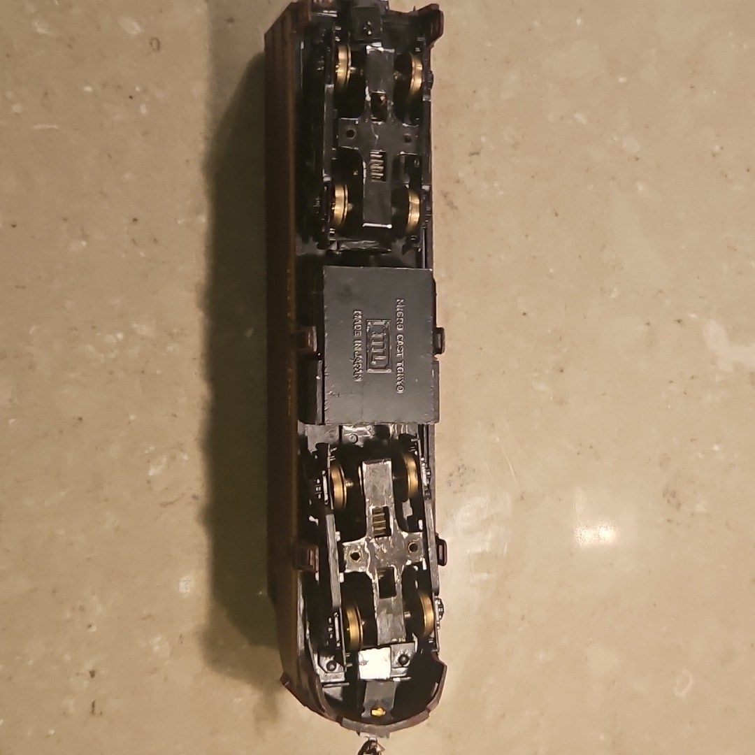 Train Miniature TM HO Custom Paint Soo Line Powered Alco FA-1 Locomotive (READ)