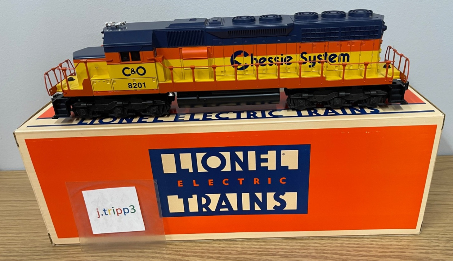 Lionel 6-18201 Chessie System C&O SD-40 Conventional Diesel Engine O Gauge Train