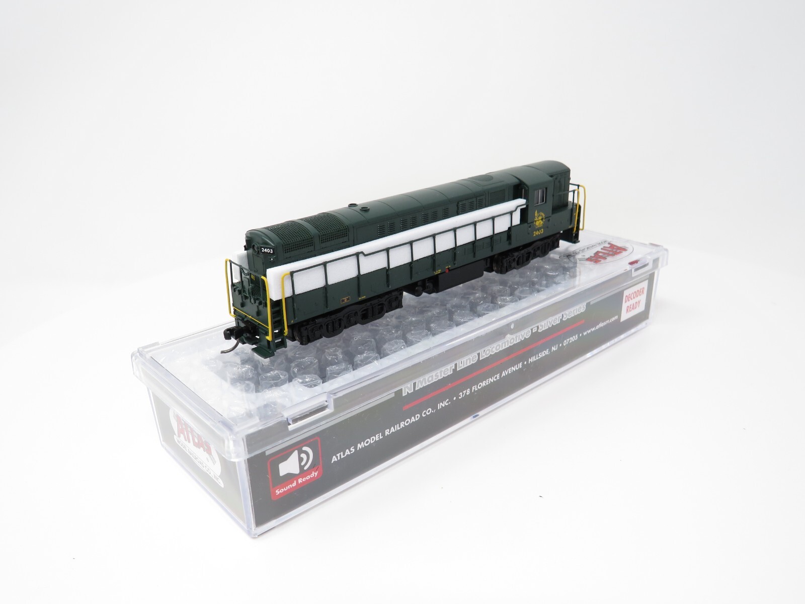 Atlas N 40005386 Jersey Central FM Trainmaster H24-66 Diesel Locomotive Freight