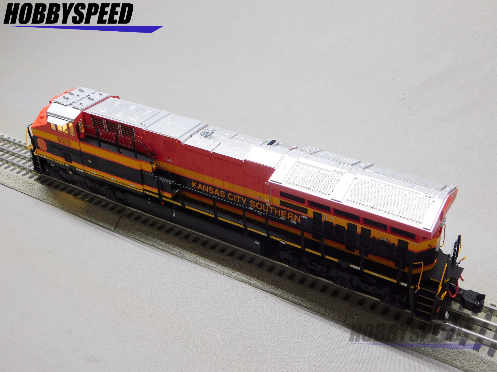 LIONEL KANSAS CITY SOUTHERN SUPERBASS ET44AC DIESEL ENGINE O GAUGE 2533489 NEW