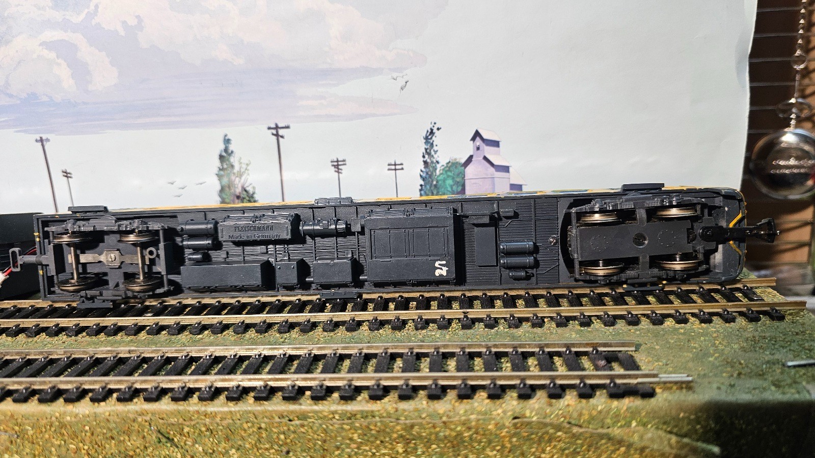 Fleischmann “Sprinter” Two Car Rail Car – GORGEOUS SET!!