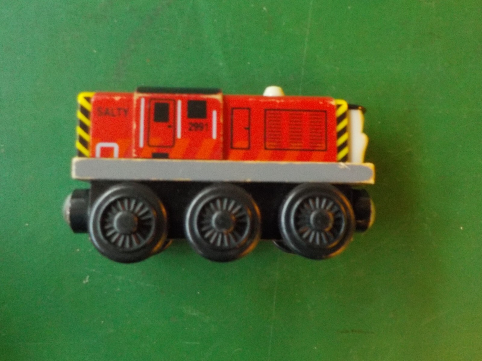 Salty Thomas the Train Tank Engine Wooden Railway Friends Red Yellow (MS T-7)