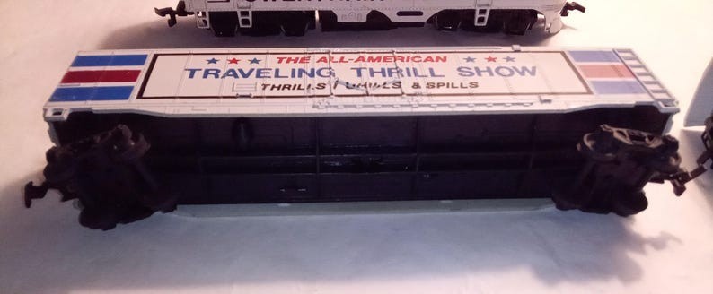 Vintage Bachmann HO Gauge All American Powertrain Locomotive Boxcar Caboose