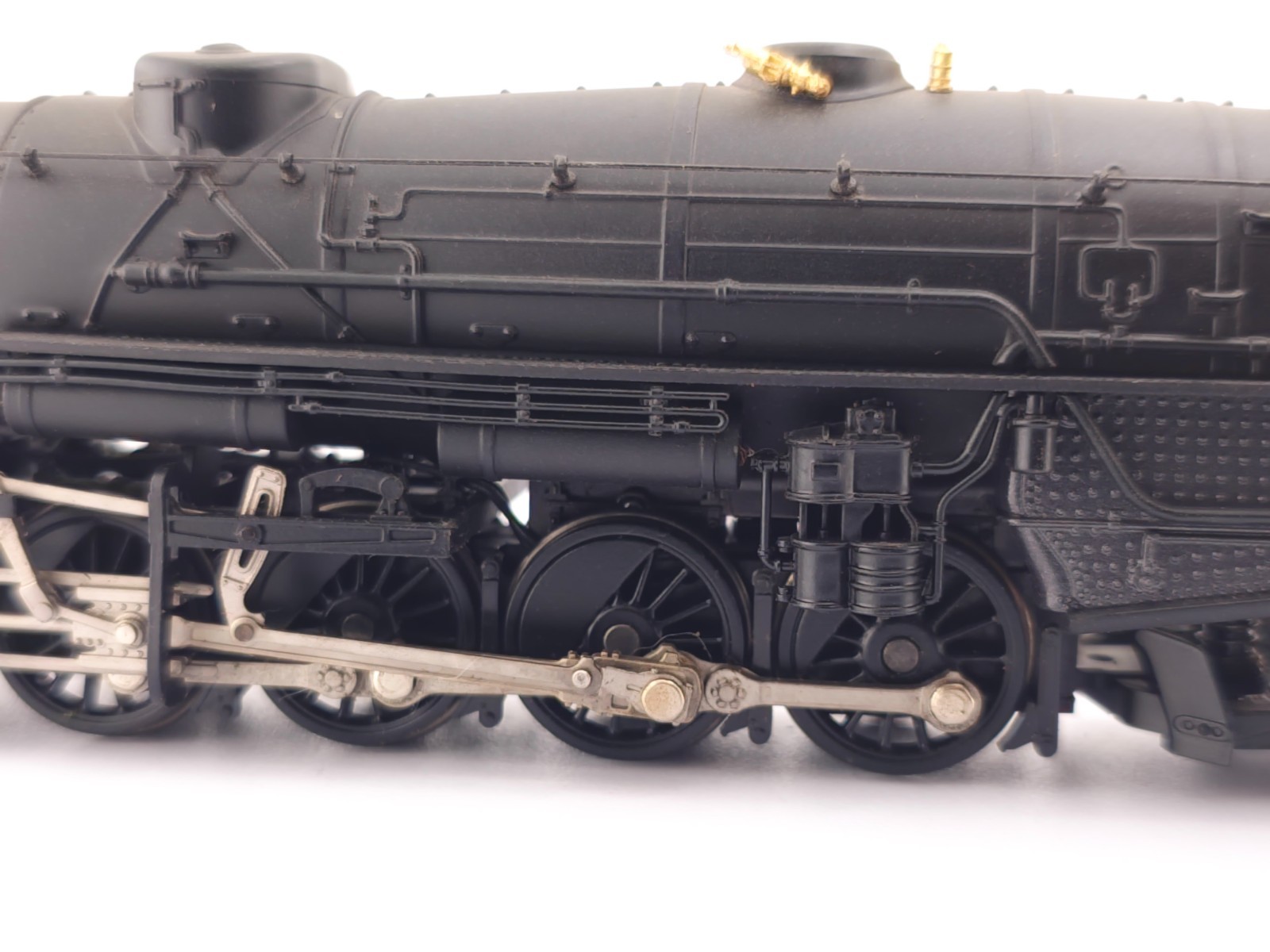 *READ* Broadway Limited HO 221 Nickel Plate Road 2-8-2 Steam Locomotive NKP 671