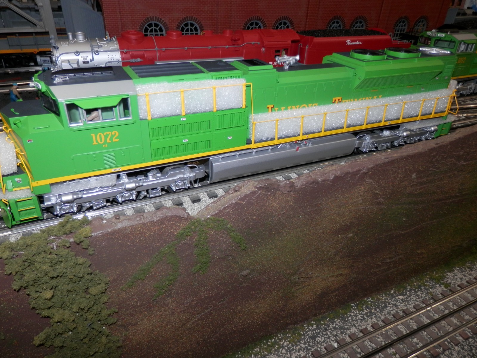 MTH #20-20260-3 Illinois Terminal SD70 ACe Non Powered BNIB Cab #1072 Hertiage