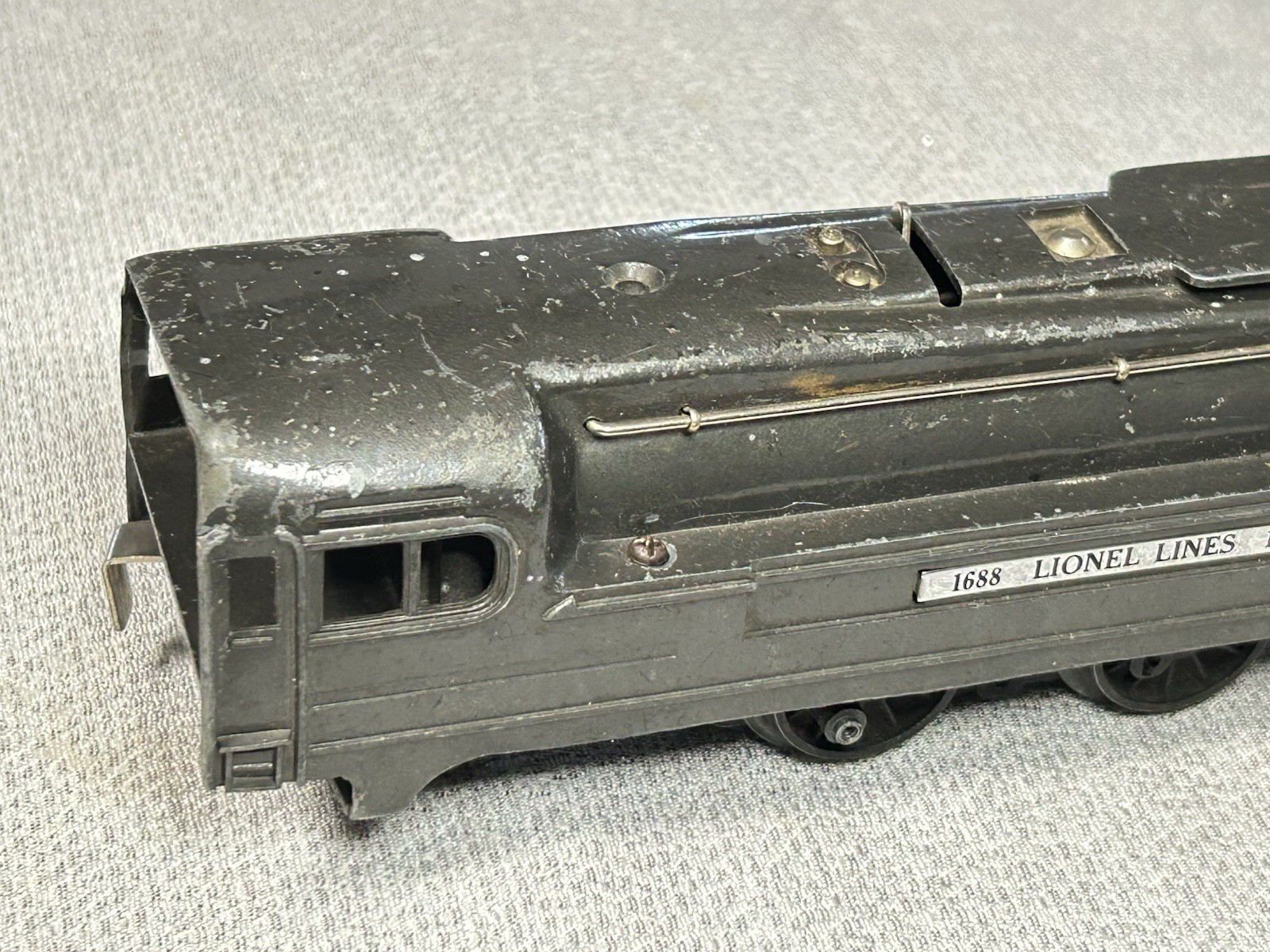 Lionel 1688 O Guage Torpedo Powered Locomotive
