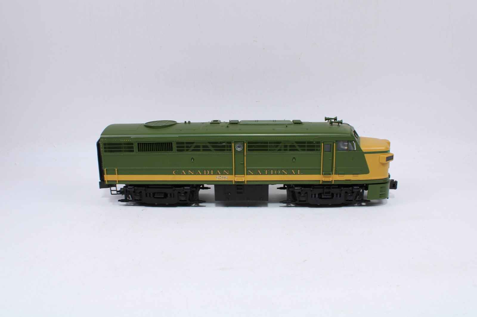 MTH 20-2243-1 O Gauge FA-2 ABA Locomotive Set Canadian National