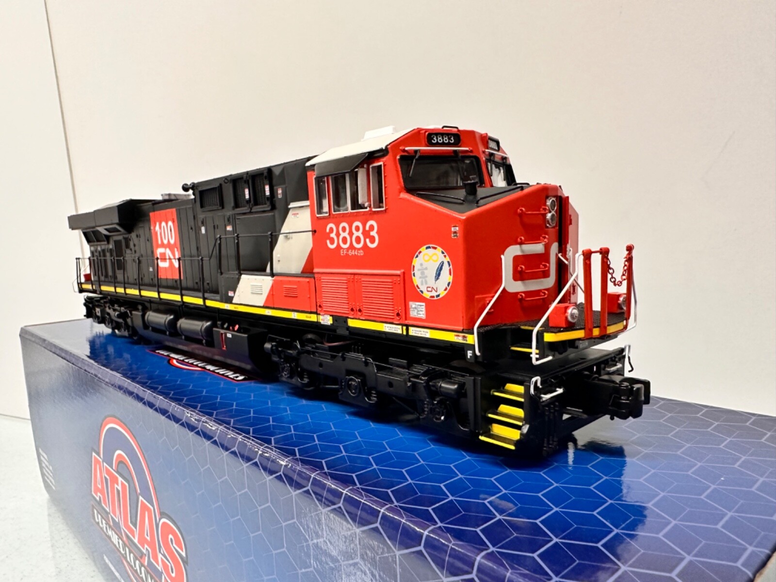 Atlas #30138181 Canadian National ES44AC Diesel #3883 3 Rail PS 3.0 NEW