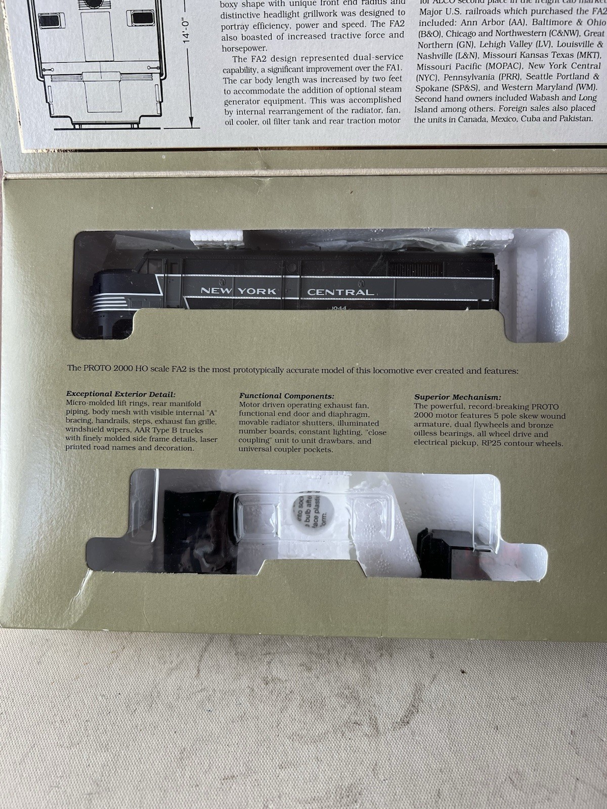 PROTO 2000 HO Scale #8362 New York Central #1004 FA2 Locomotive.