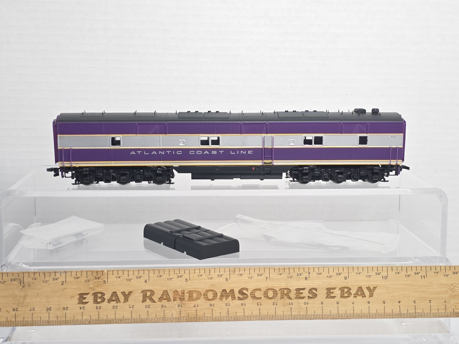 Proto 2000 HO Scale 21054 Dummy Atlantic Coast Line E7-B Unit ACL 755B NOS