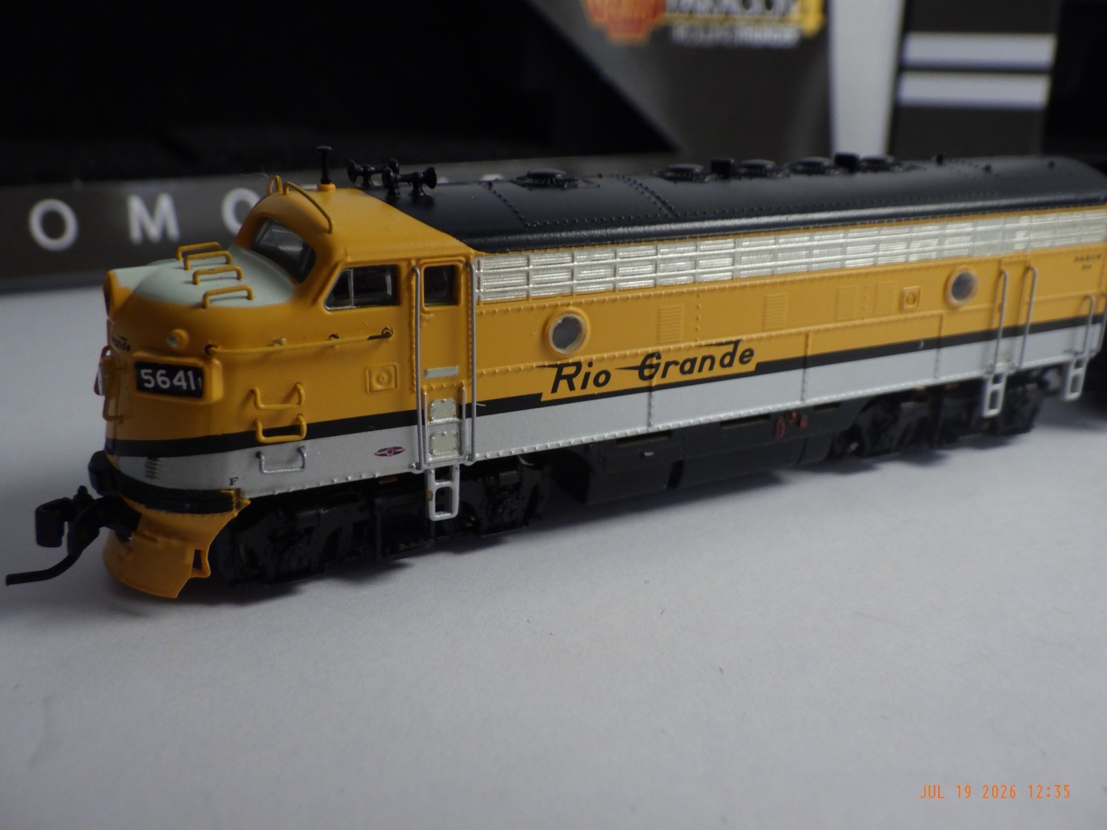 N Scale EMD F7 DRGW 5641/5642, A unit powered with sound,B unit unpowered