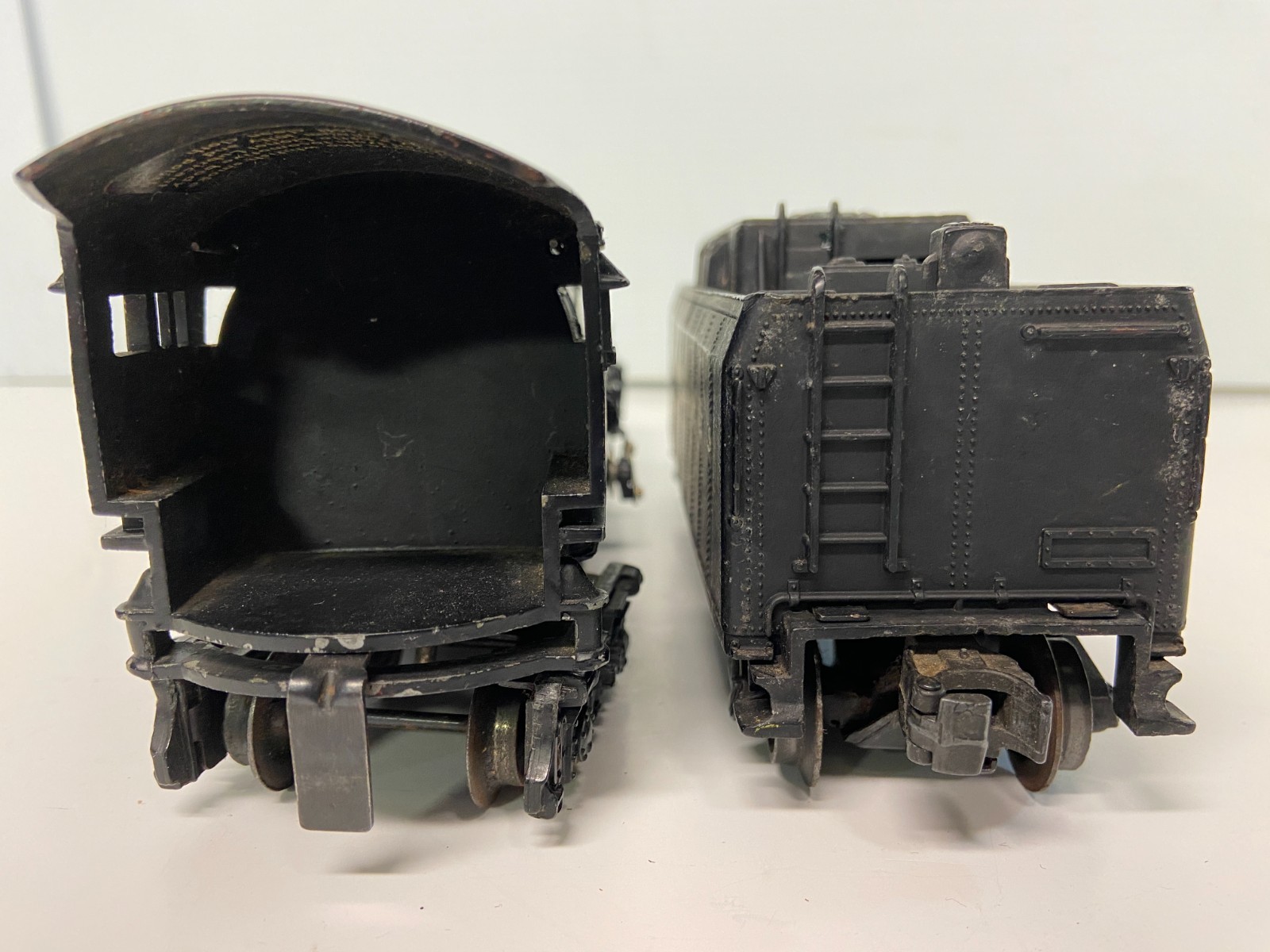 LIONEL 2055 Post War (1953-1957) 4-6-4 Hudson Steam Loco & 6026W tender. TESTED