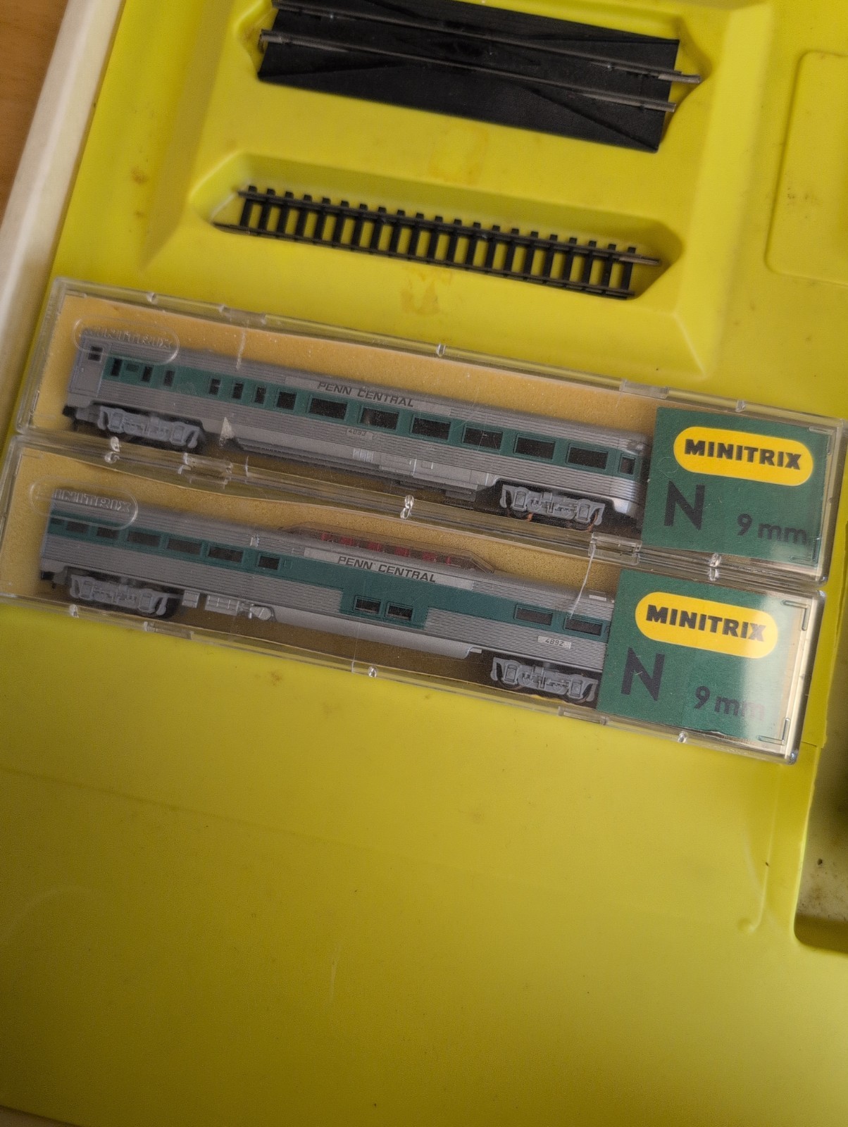 Trix N Scale Penn Central Locomotive, 4 Passenger Cars, Track, Transformer