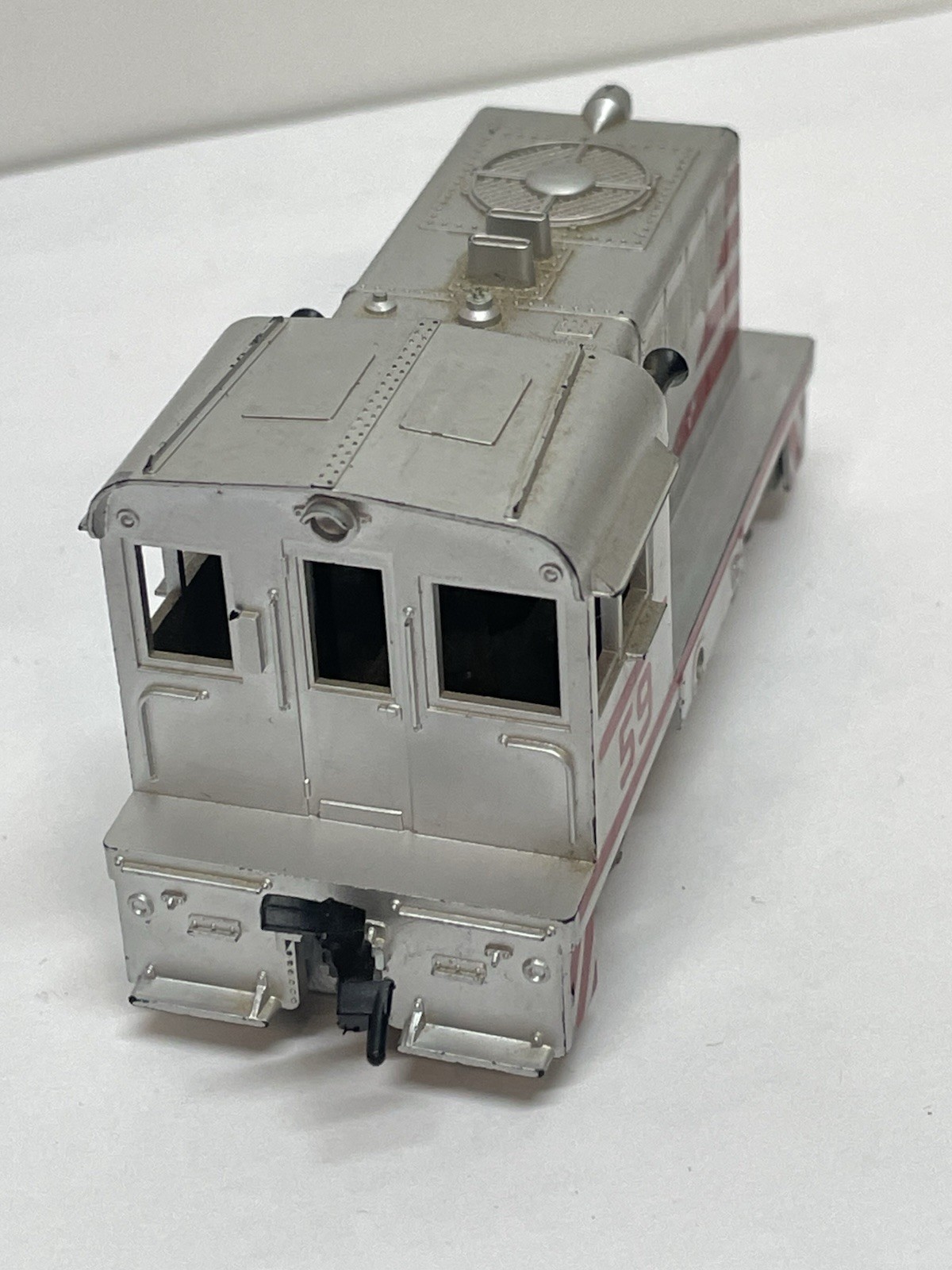 Vtg ATHEARN HO SCALE 59 HUSTLER DIESEL SWITCHER LOCOMOTIVE *UNTESTED FOR PARTS*