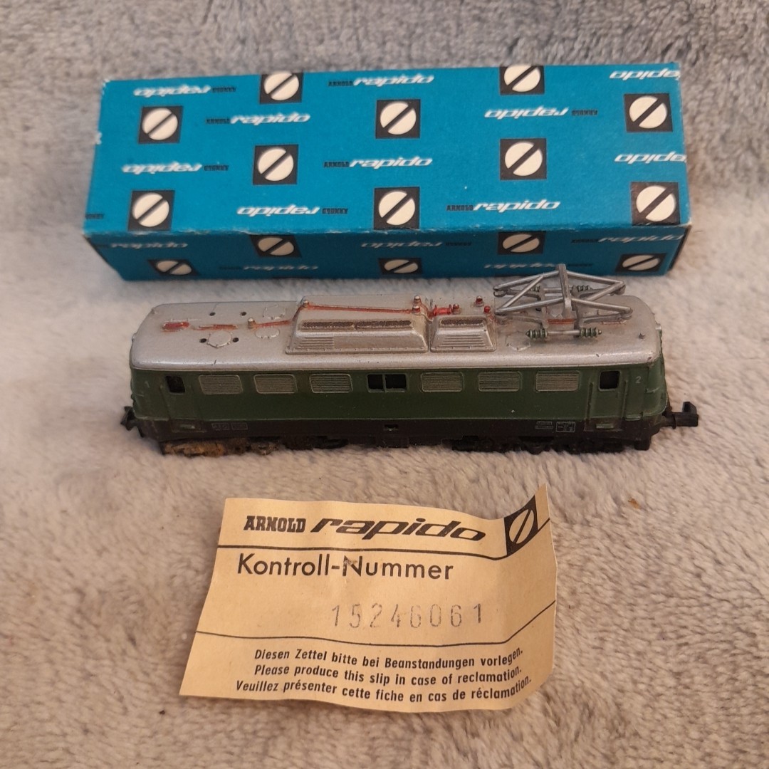 N Scale 9mm 1:160 Arnold Rapido 0234 Electric Locomotive Green Vintage-As Is