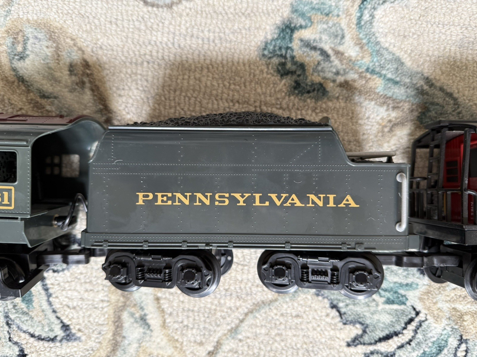 Lionel Pennsylvania Flyer 561 G Scale Battery Engine Tender Caboose 16 track pcs