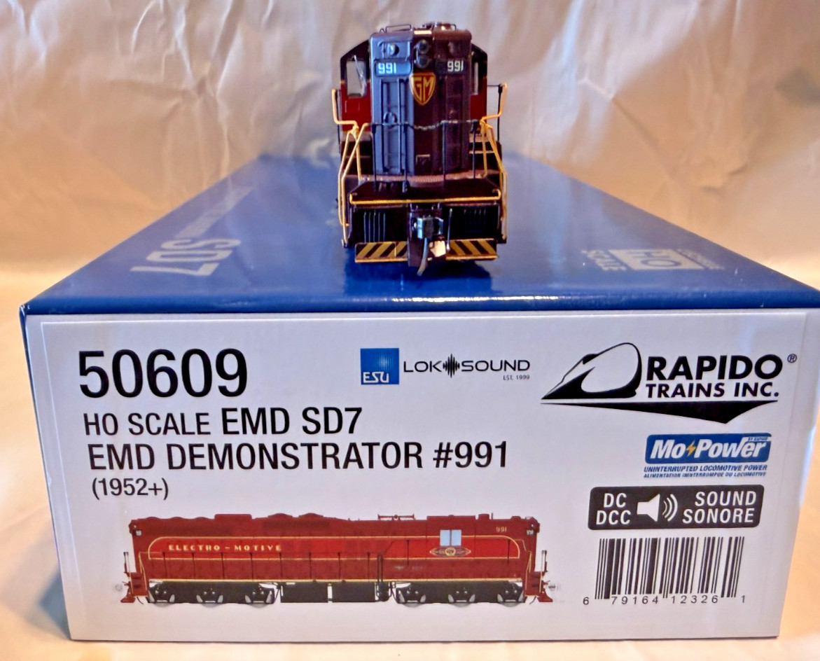 Rapido HO Scale EMD Demostrator SD7 with DCC & Sound