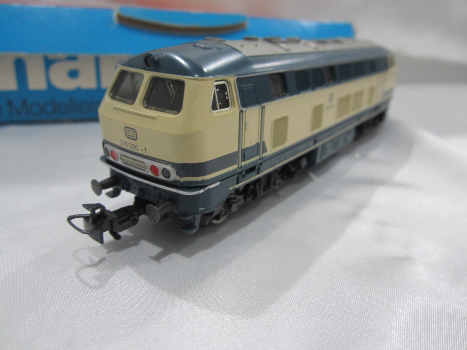 Marklin 3074 HO DB BR 216 Diesel Locomotive, 3 Rail, Analogue