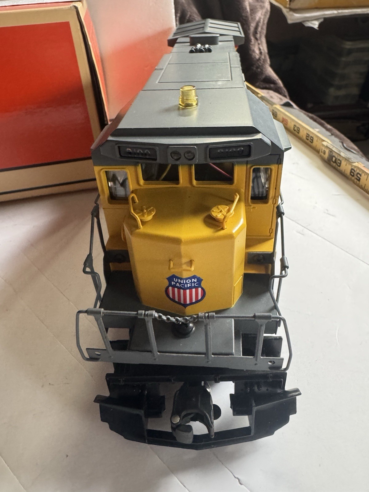 Lionel Union Pacific Dash-8 40C Diesel Locomotive 6-18205