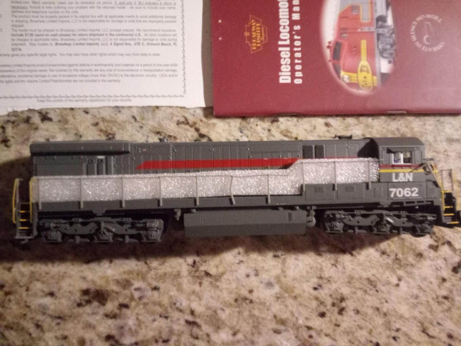 GE C30-7 2 Window L&N #7062 HO