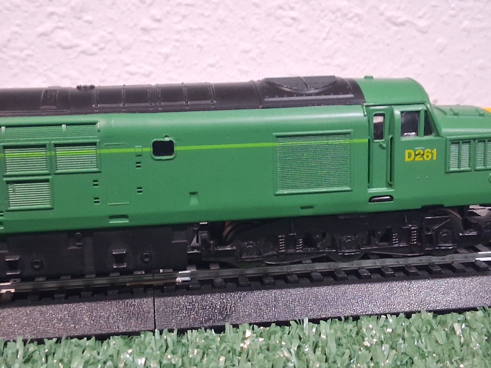 Thomas And Friends Hornby D261 With Tanker HO/OO GAUGE TESTED WORKING RARE!