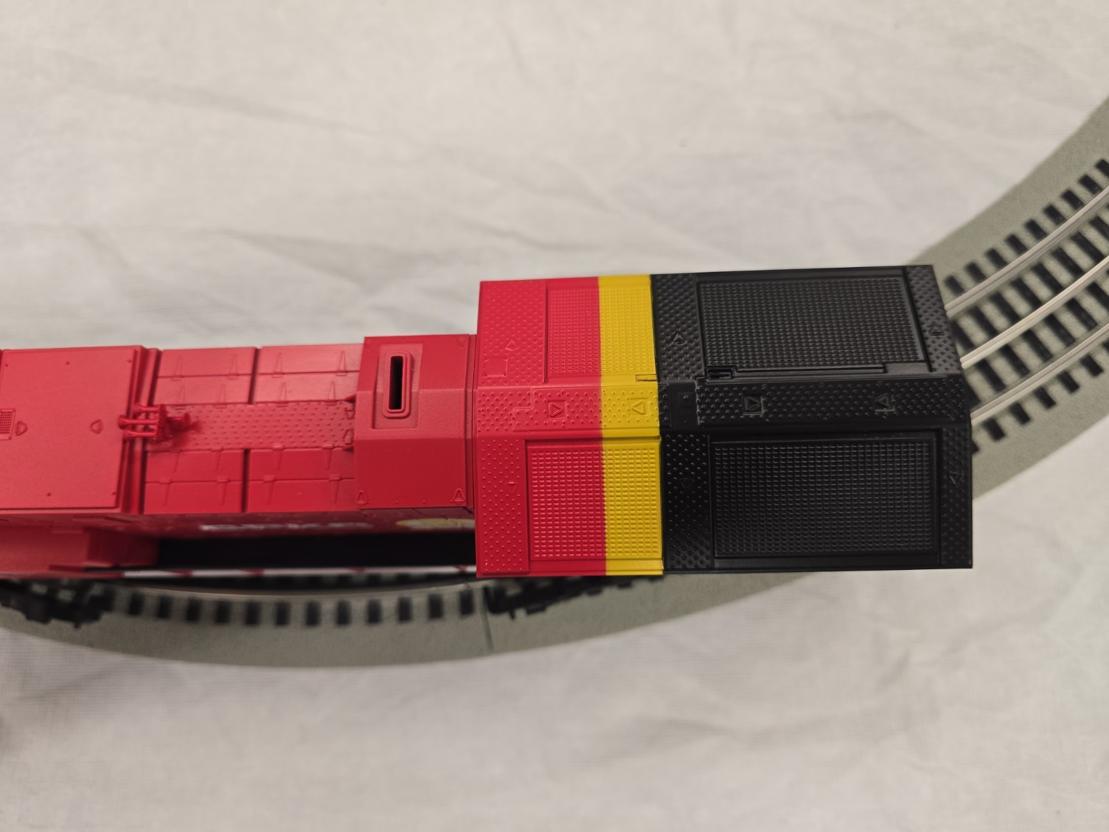 LIONEL LIONCHIEF 5.0 CPKC ET44 #9375 DIESEL LOCOMOTIVE Tested