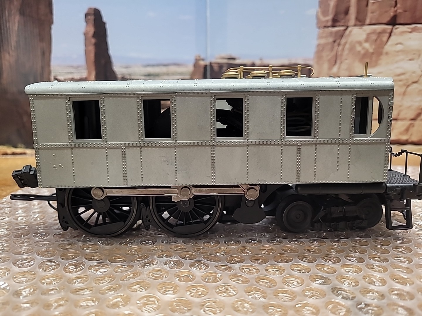 MTH O Gauge Undecorated Electric Boxcab’s Loco For Parts Or Project