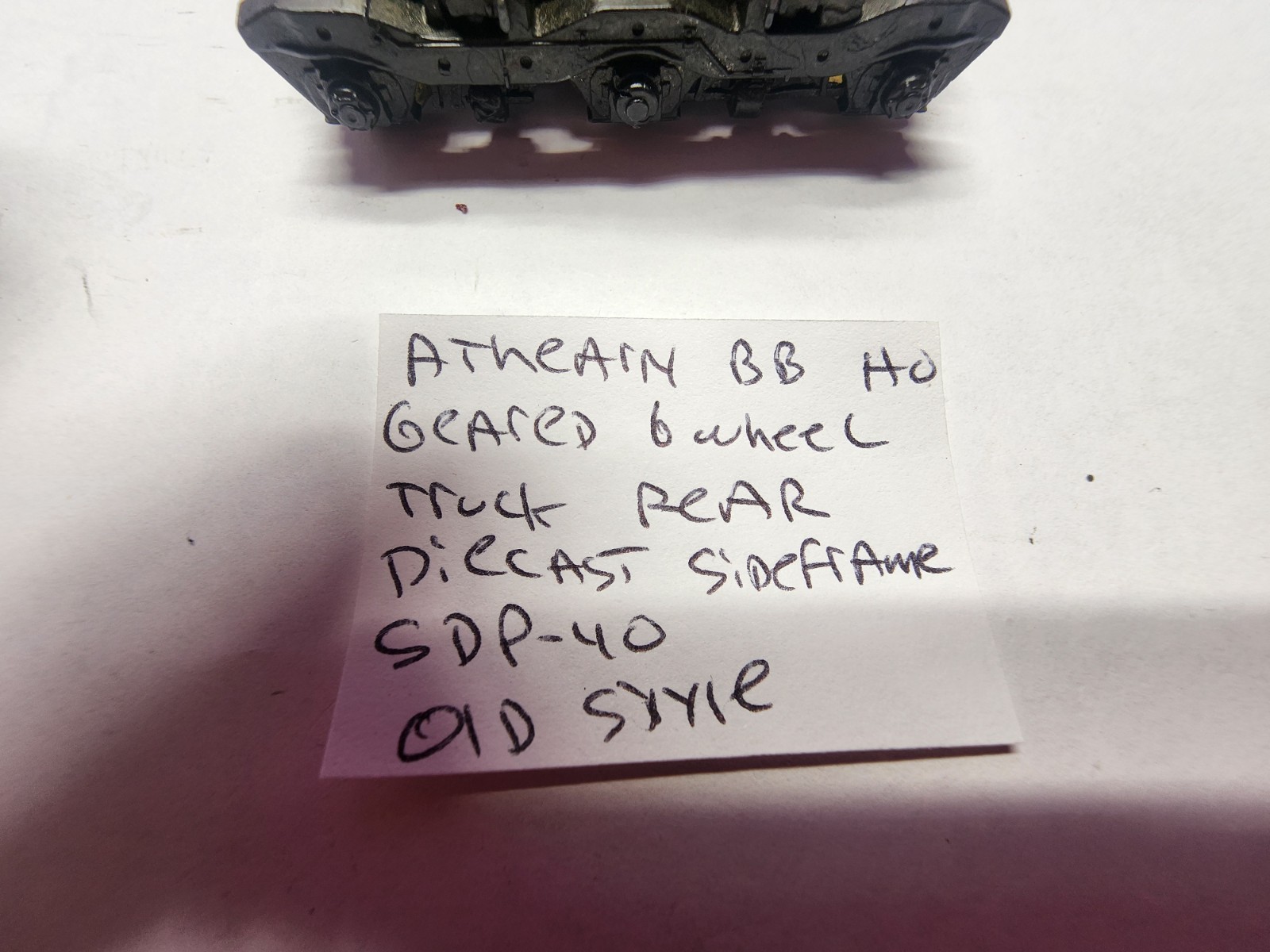 REAR GEARED 6 WHEEL TRUCK DIECAST SIDEFRAMES SDP-40 ATHEARN BB LOT HO SCALE