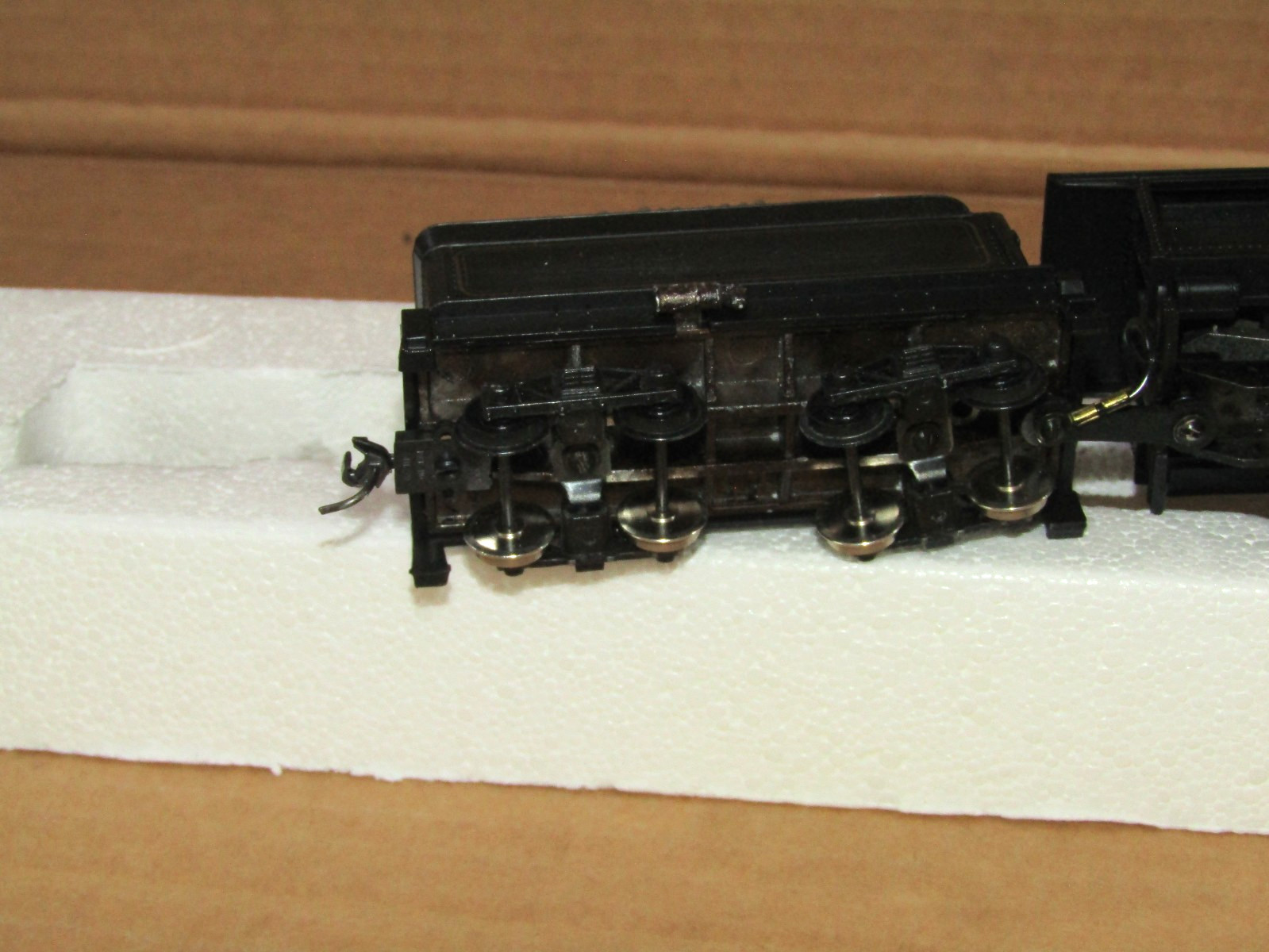 Mantua HO 313-20 Steam Locomotive 2-6-0 w/tender Mogul