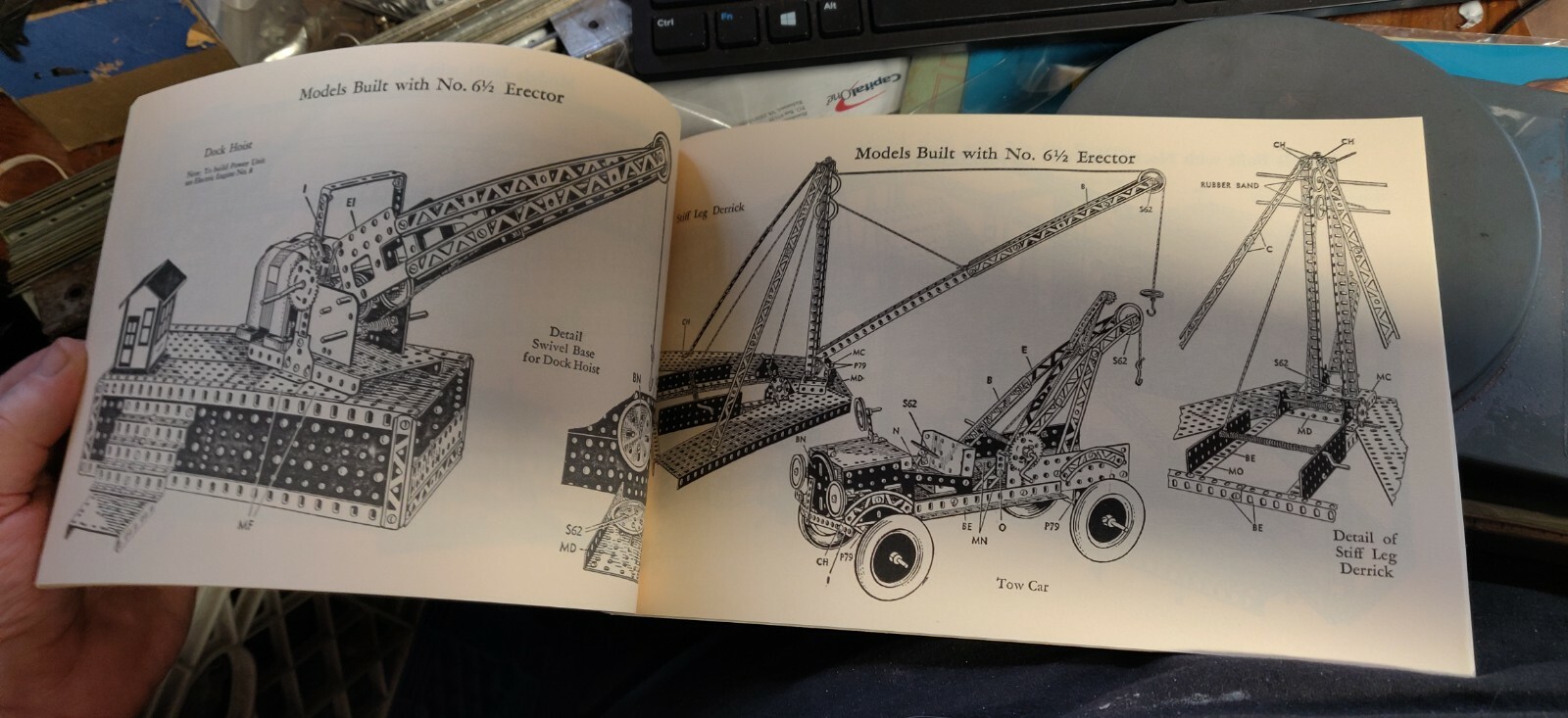C1951 10 1/2 A.C. GILBERT ERECTOR SET DARK BLUE BOY MANUAL DESIRED BACK COVER 18