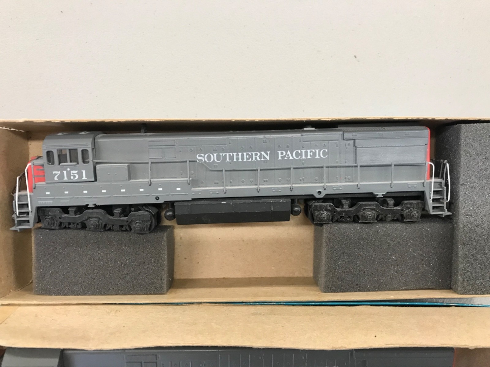 Athearn Ho Scale Southern Pacific U33C Dummy Locos For Parts Or Restore READ