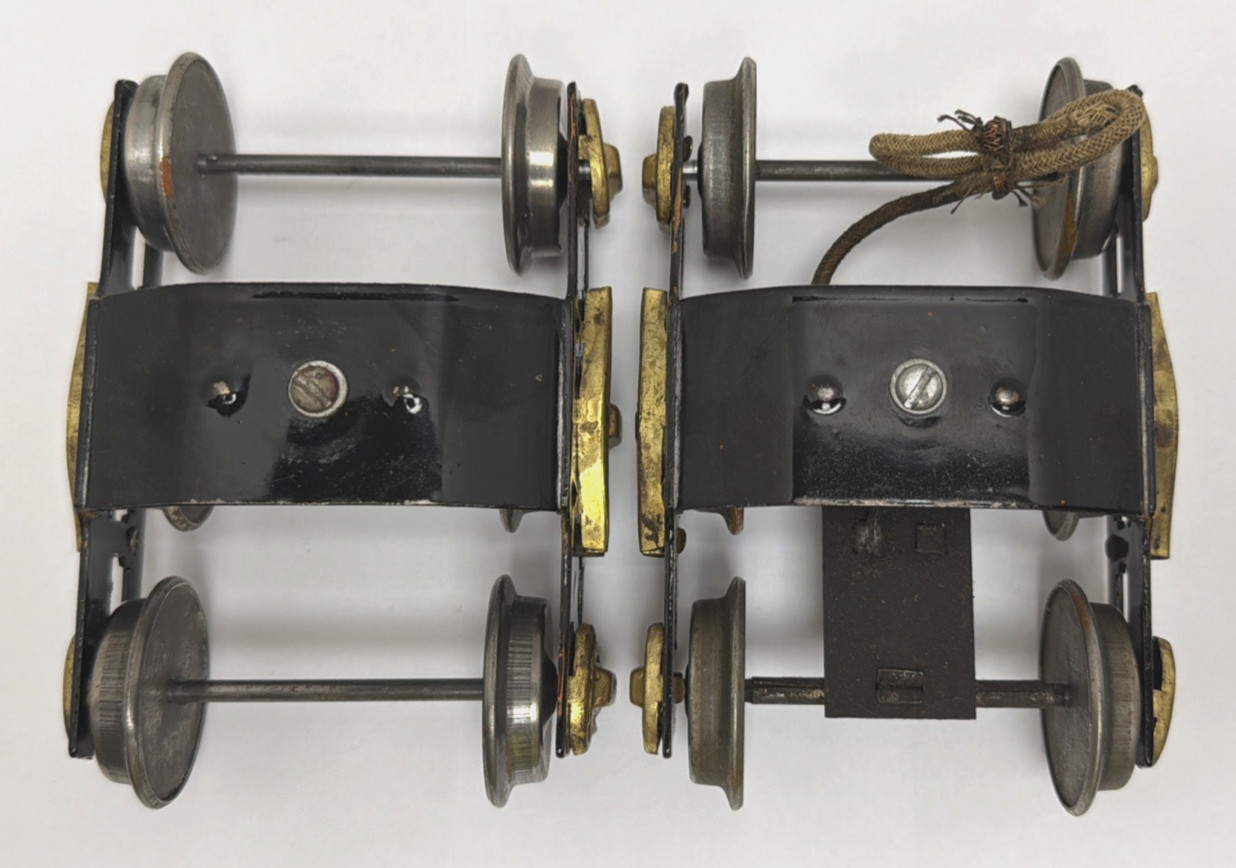 LOT OF 2 PREWAR IVES WIDE/STANDARD GAUGE 6-WHEELS TRUCKS FOR PASSENGER CARS