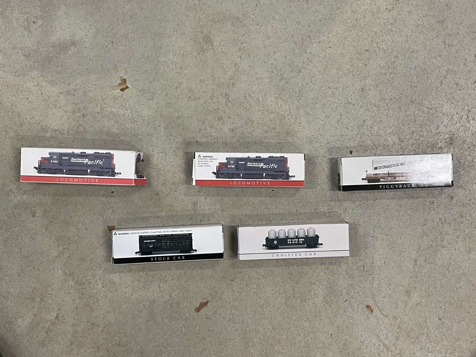 Southern Pacific 9725 High Speed Metal Southern Piggyback, Canister, stock cars