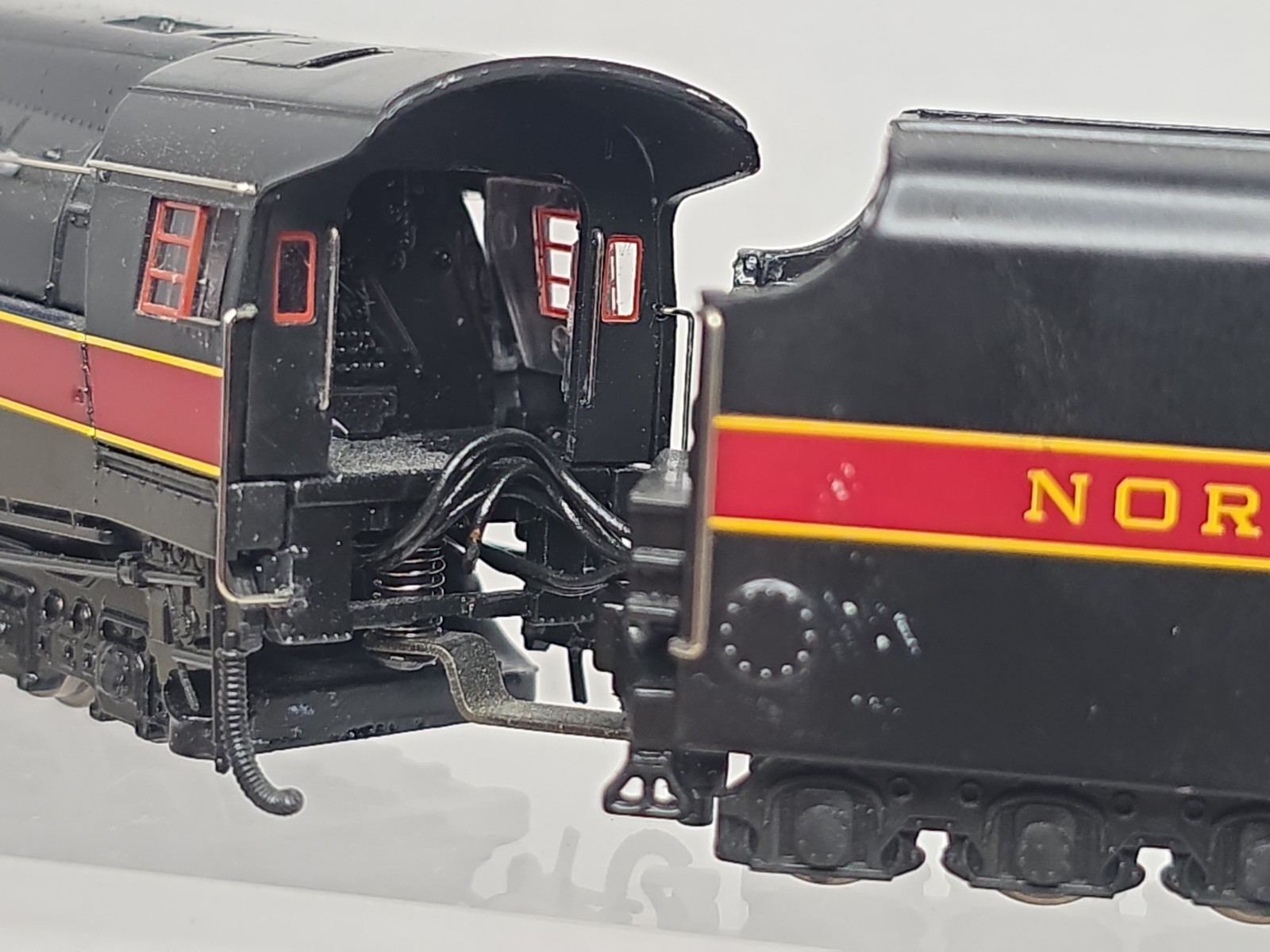 Spectrum N Scale 82153 Norfolk & Western 611 J Class 4-8-4 Steam Loco Ex/box