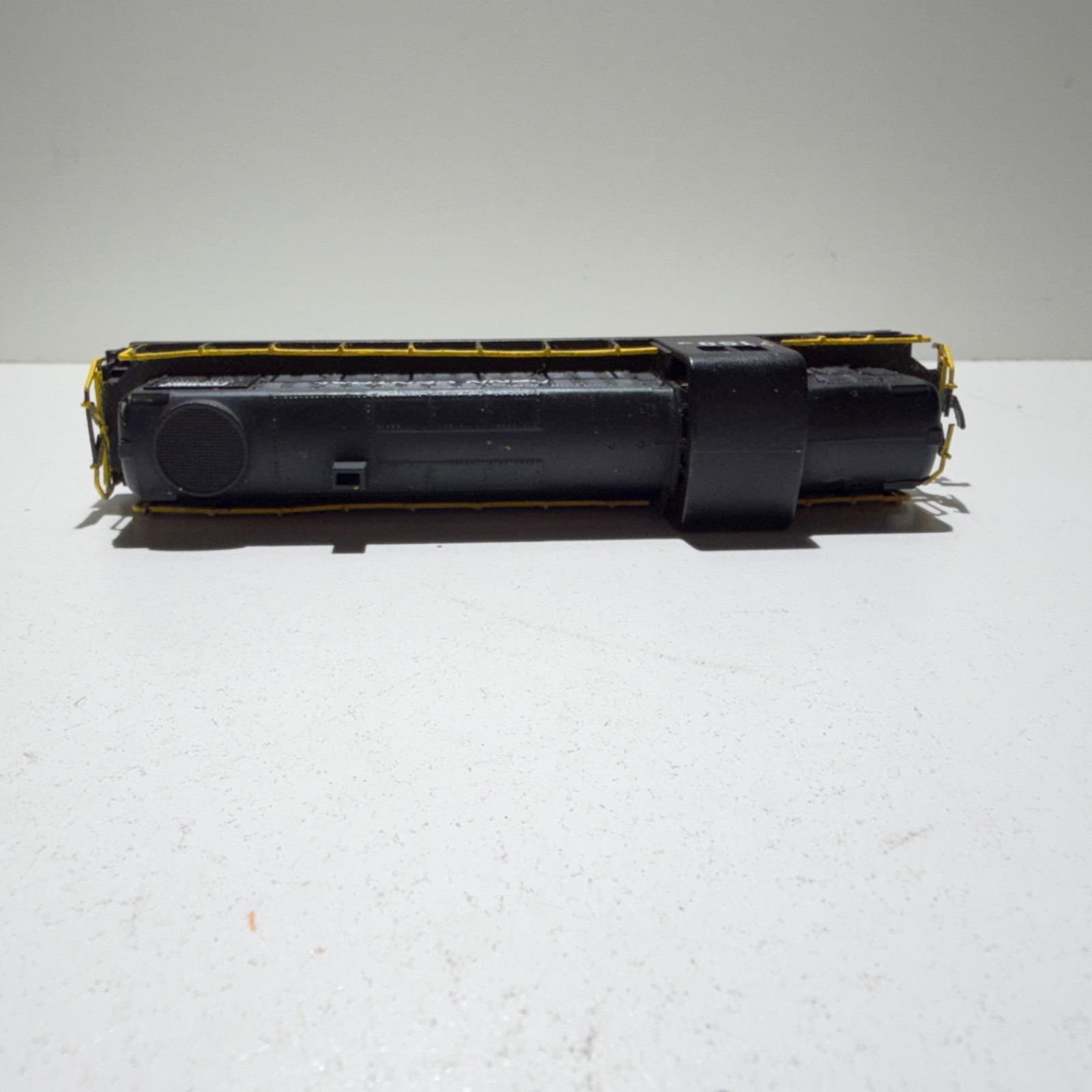 AHM HO Scale Penn Central #1605 RS2 Locomotive No Box