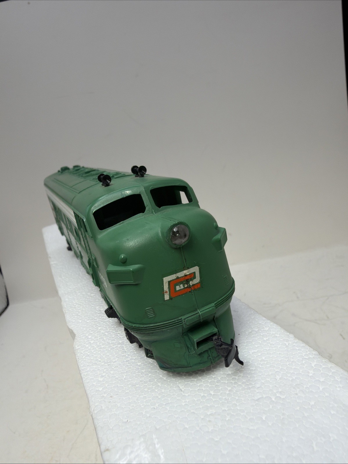 TYCO Mantua HO Penn Central F9 Diesel Engine 9769