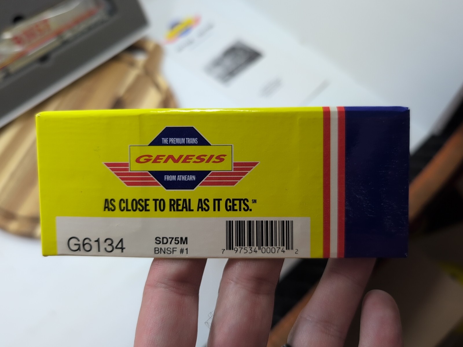 HO Scale , Athearn Genesis ,BNSF , SD75M, Diesel Engine , DC Only ! RD# 8251