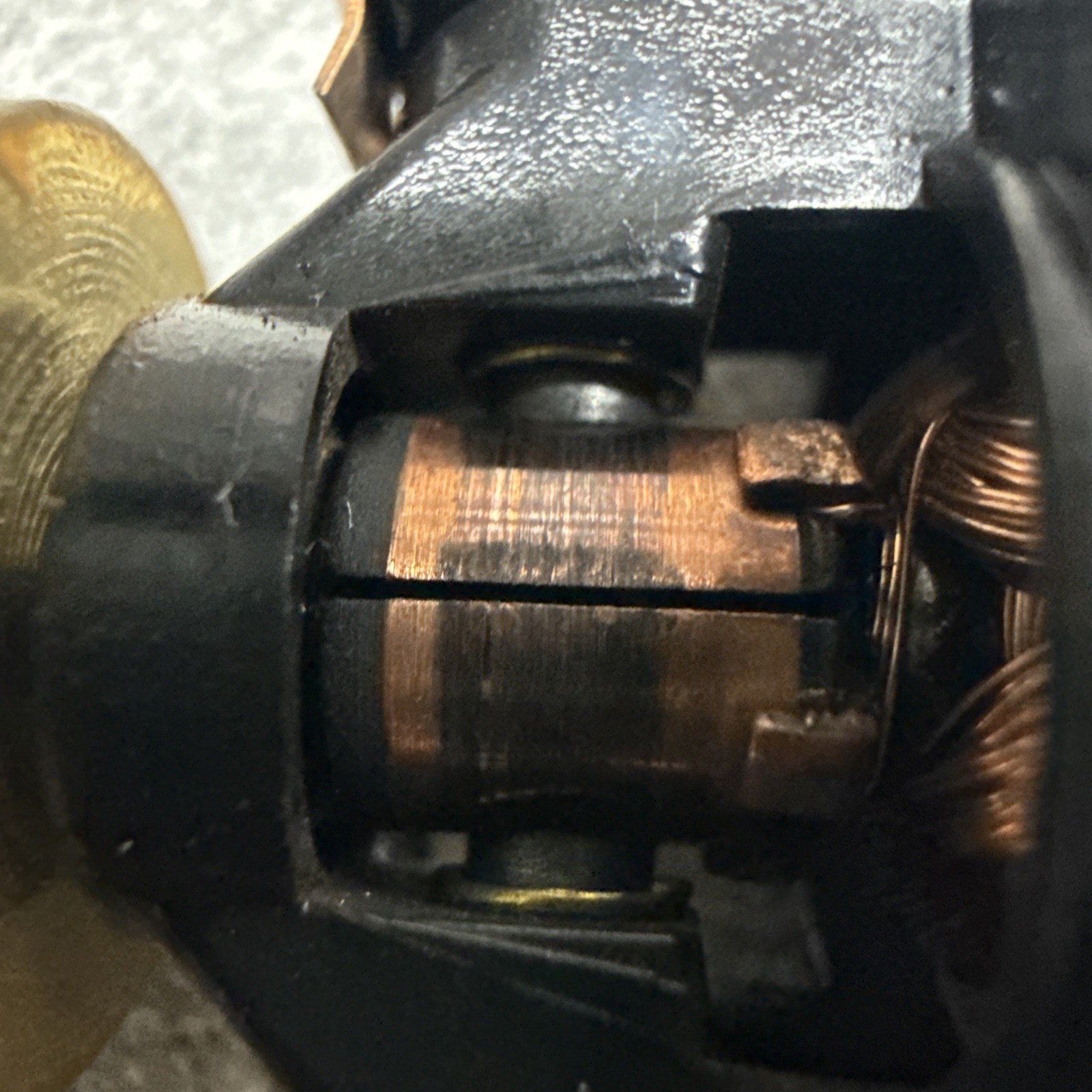 Athearn Sd40–2 SD45 Motor Runs Like A Dream 3 1/4 Inches Long Dual Flywheel