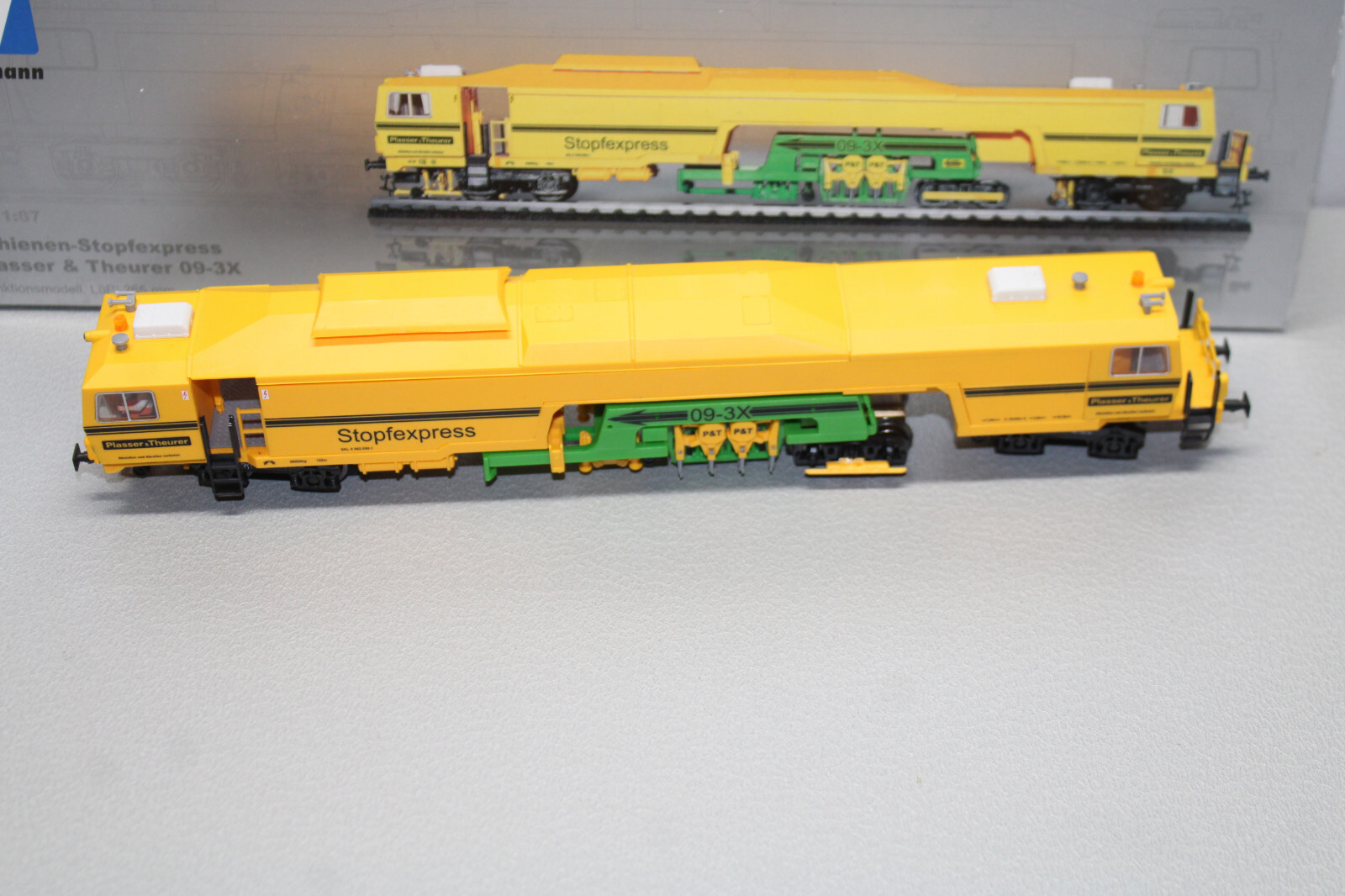 Viessmann 26096 DCC/MM Digital Rail Tamping Express Gauge H0 OVP